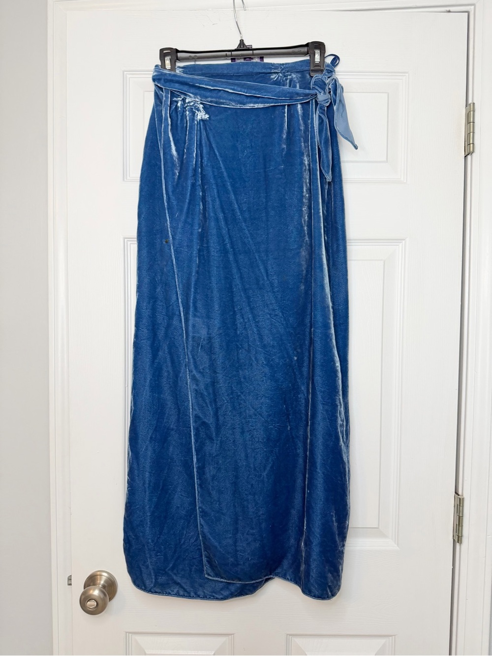 VTG RALPH LAUREN Purple Label Size M • Blue Velvet Silk Midi Wrap Skirt.